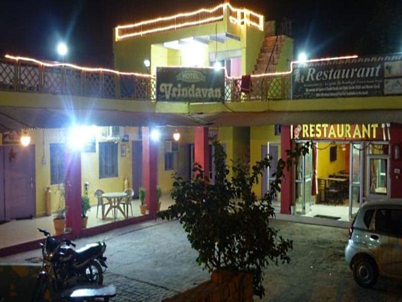 Hotel Vrindavan Fatehpur Sikri Bagian luar foto